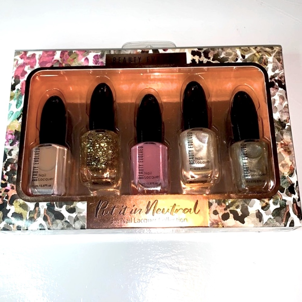 Nail Set 💅🏾 - Picture 3 of 4